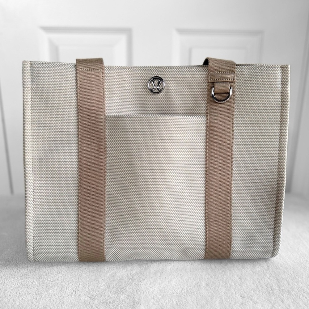 NWT Lululemon Two-Tone Canvas Tote Bag — 10L — Movage Tan/Light Ivory — SOLD OUT - Picture 5 of 14